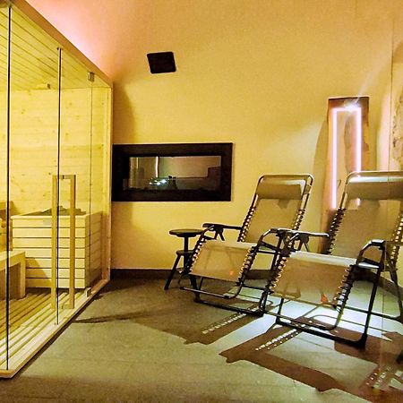アーラ Ai Vellutai Bed & Breakfast エクステリア 写真