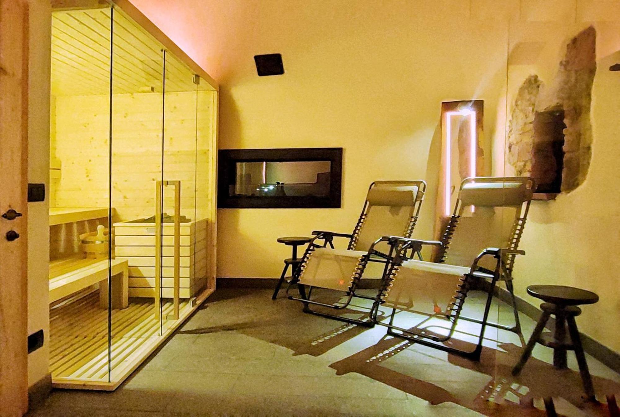 アーラ Ai Vellutai Bed & Breakfast エクステリア 写真
